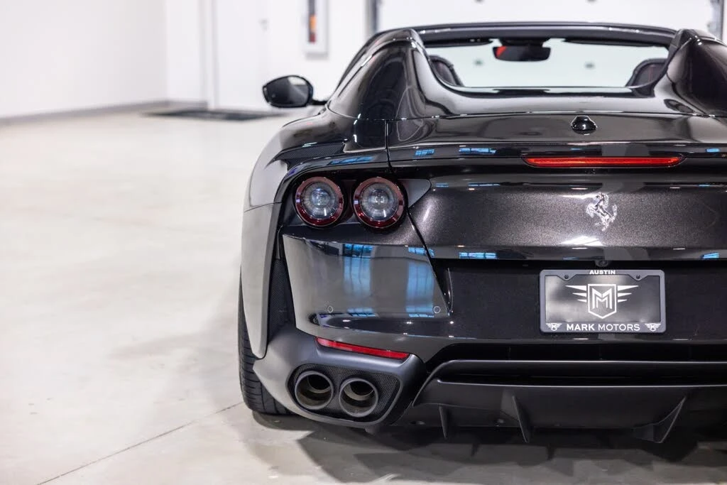2021 Ferrari 812 GTS - Image 14 of 31