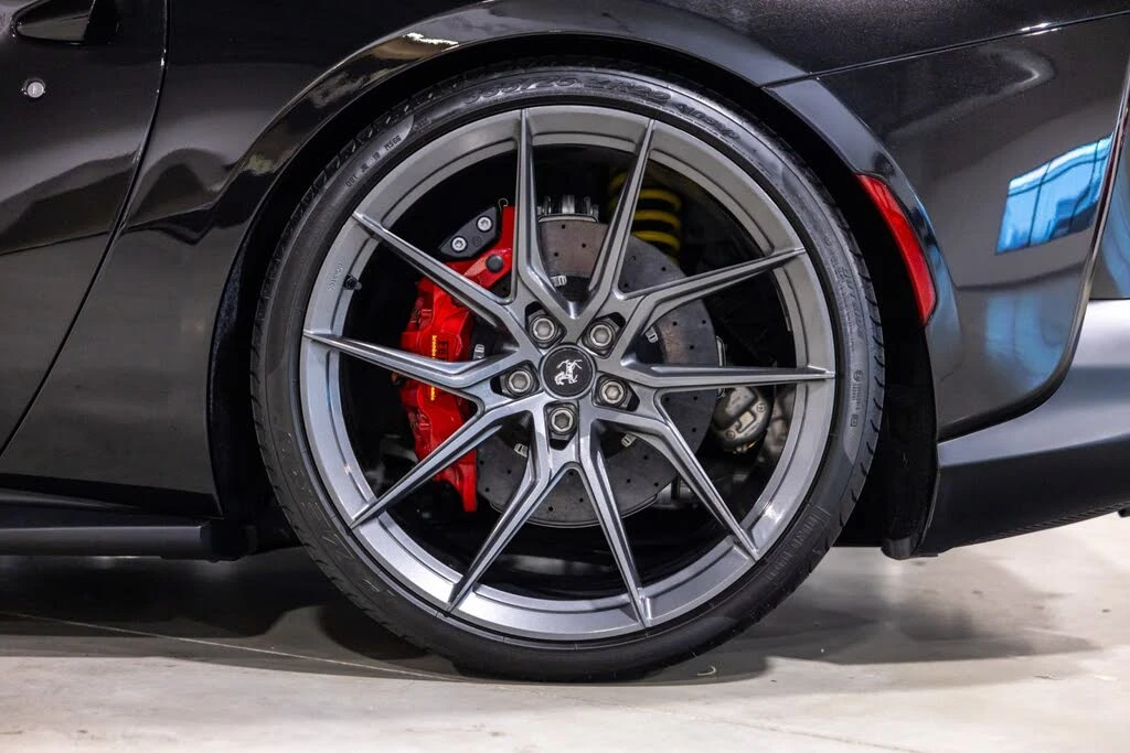 2021 Ferrari 812 GTS - Image 18 of 31