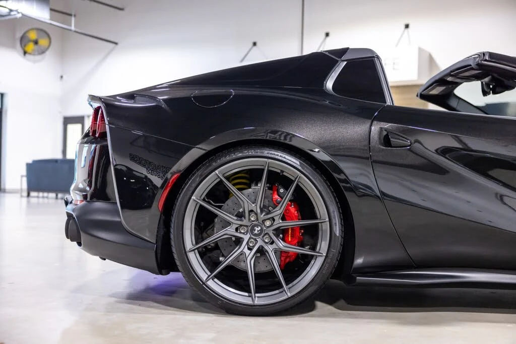 2021 Ferrari 812 GTS - Image 26 of 31