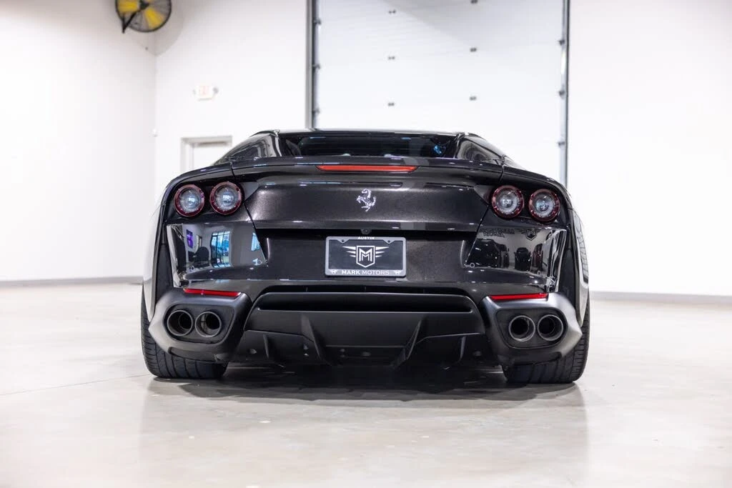 2021 Ferrari 812 GTS - Image 5 of 31
