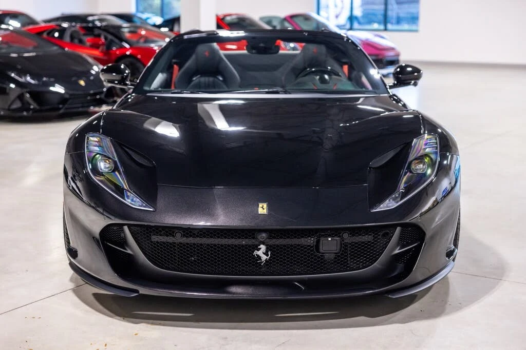 2021 Ferrari 812 GTS - Image 11 of 31