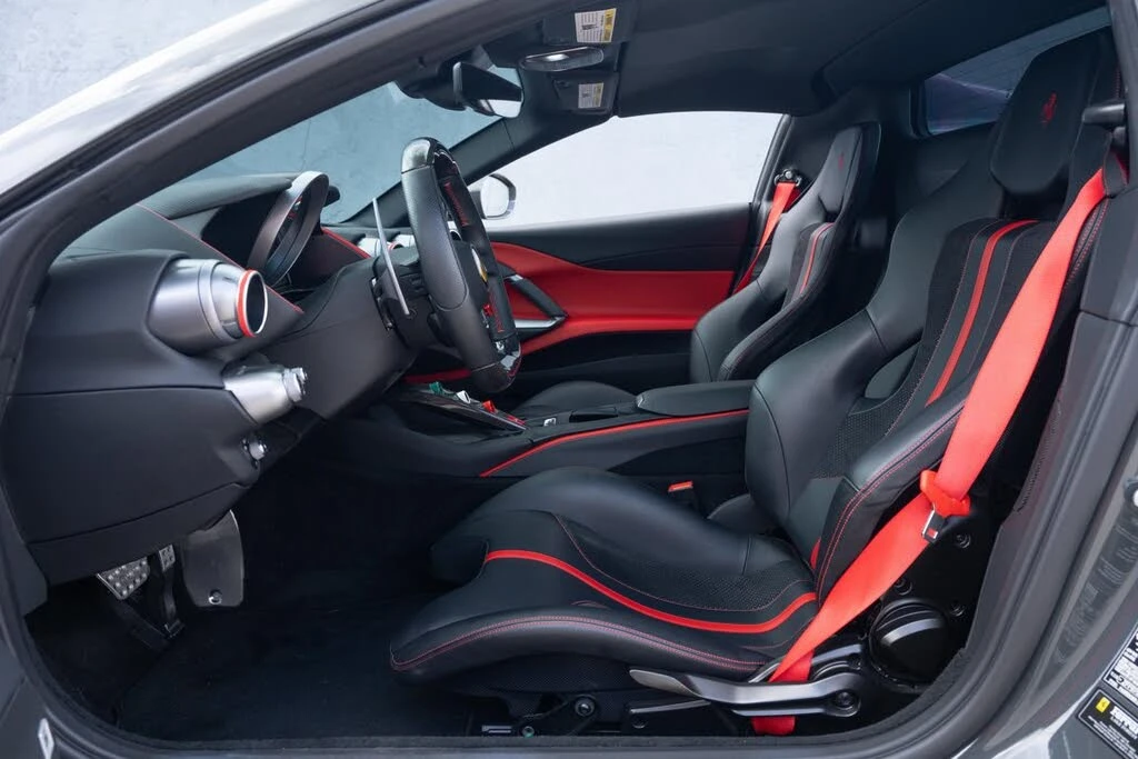 2021 Ferrari 812 GTS - Image 30 of 31