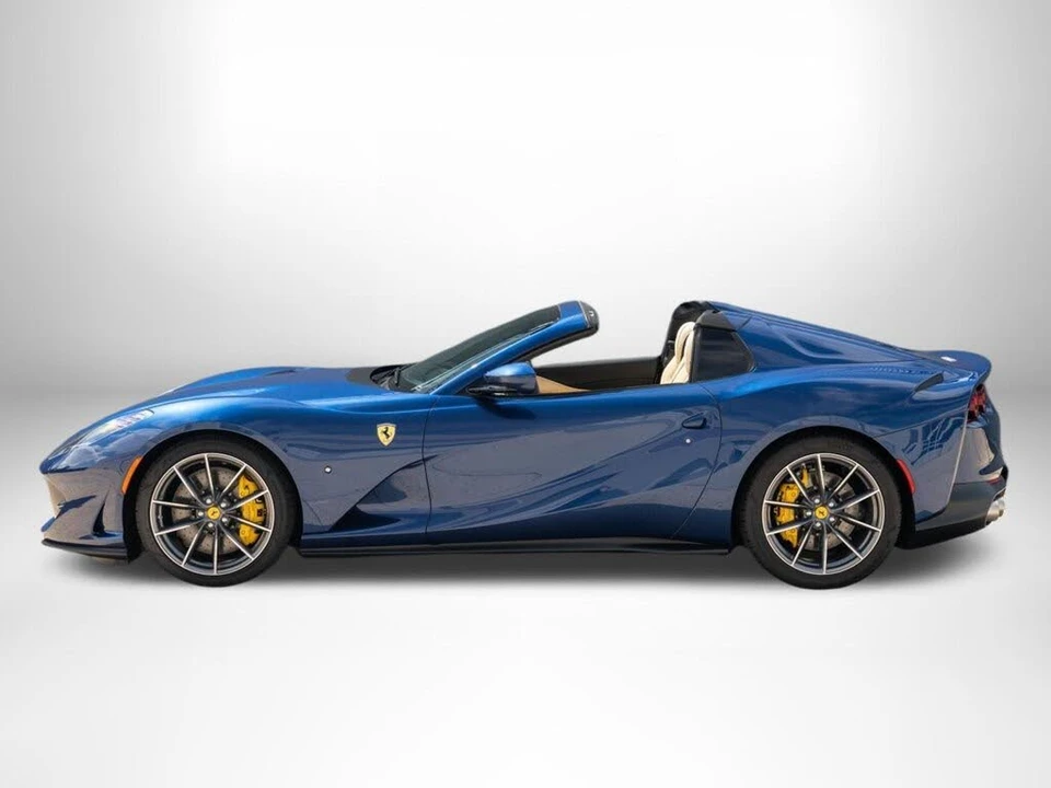 2021 Ferrari 812 GTS - Image 3 of 31