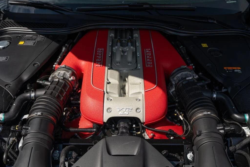 2021 Ferrari 812 GTS - Image 13 of 31