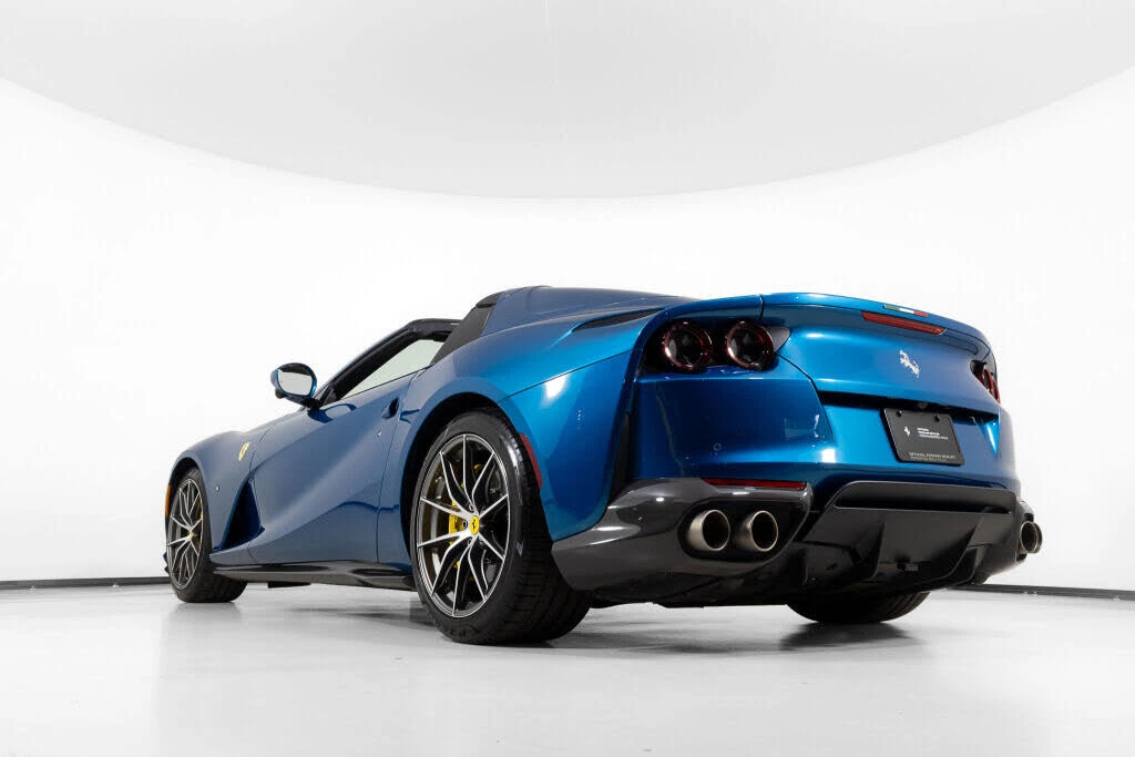 2021 Ferrari 812 GTS - Image 18 of 31