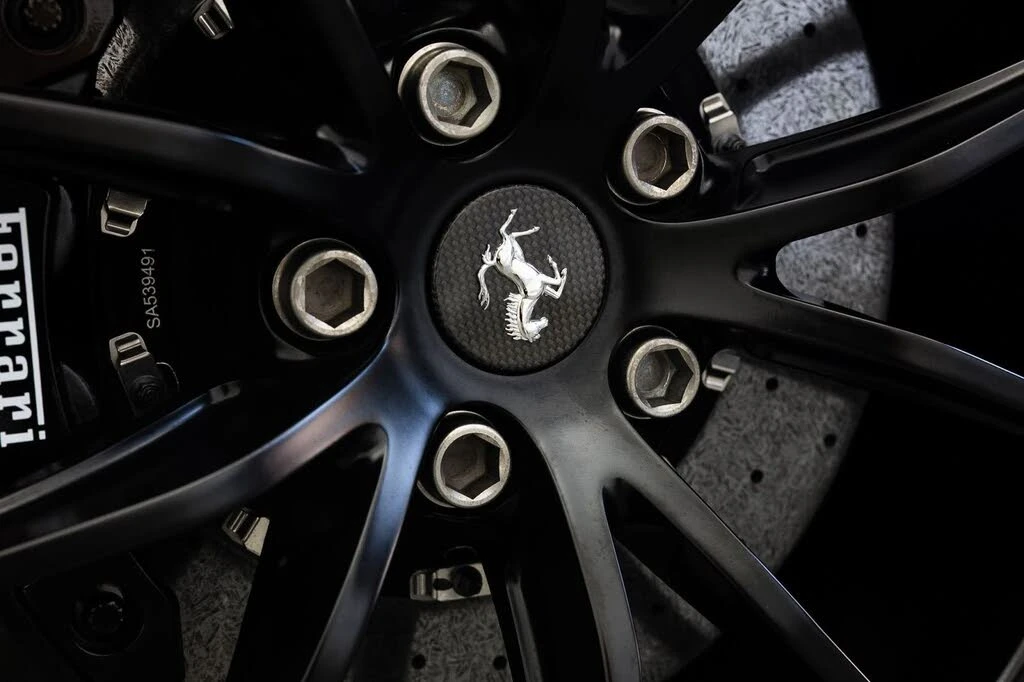 2021 Ferrari 812 GTS - Image 8 of 31