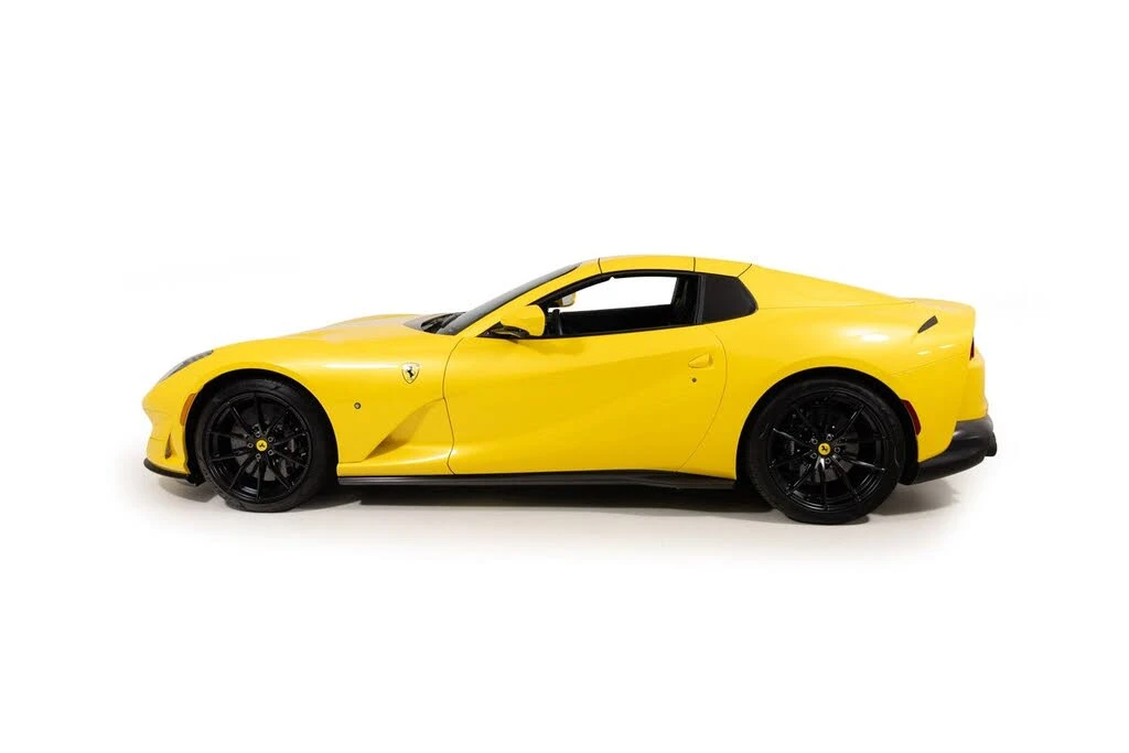 2021 Ferrari 812 GTS - Image 4 of 31
