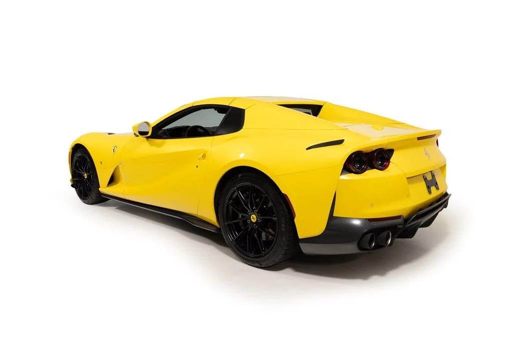 2021 Ferrari 812 GTS - Image 5 of 31