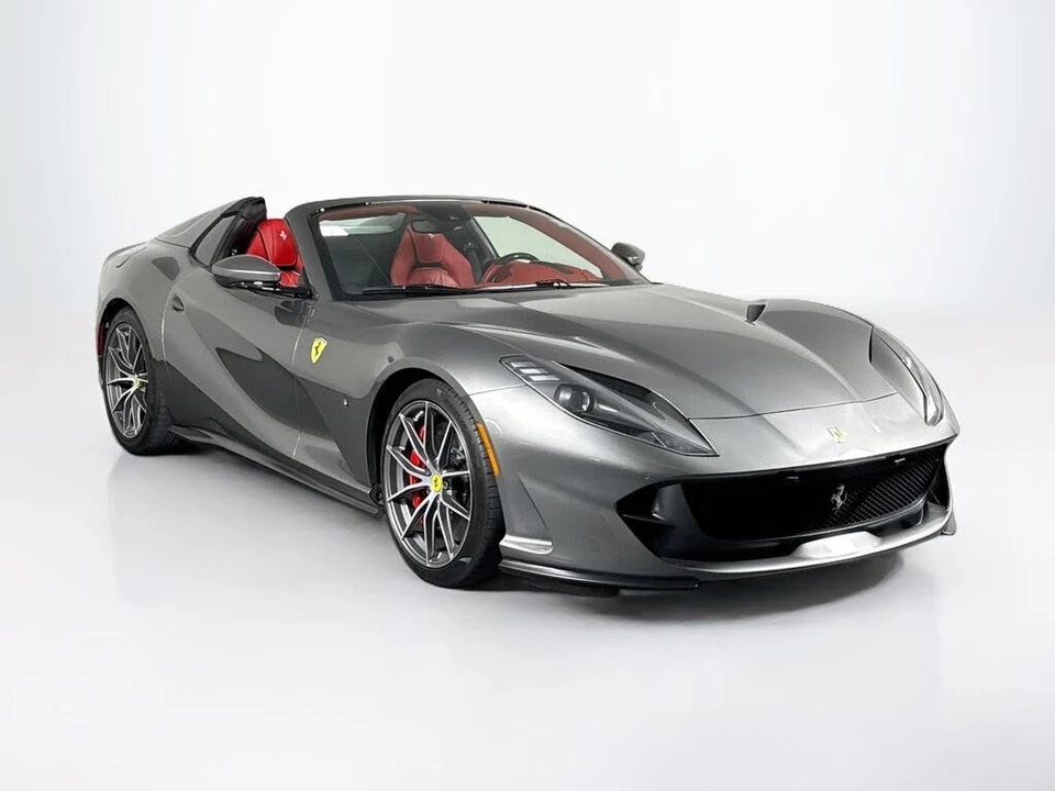 2021 Ferrari 812 GTS - Image 11 of 25