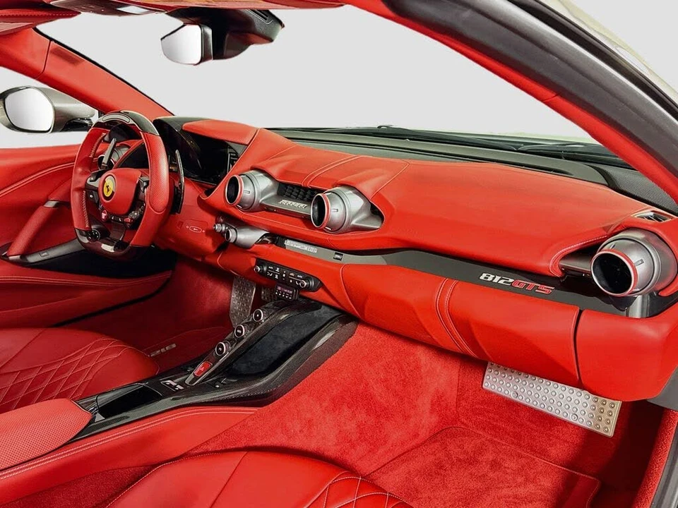 2021 Ferrari 812 GTS - Image 17 of 25