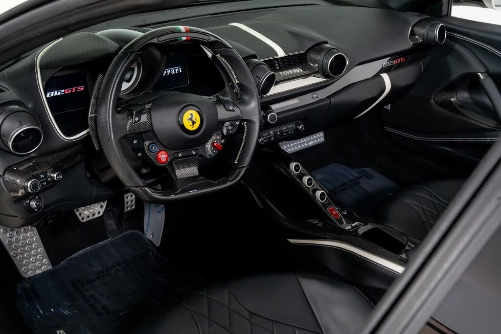 2021 Ferrari 812 GTS - Image 28 of 31