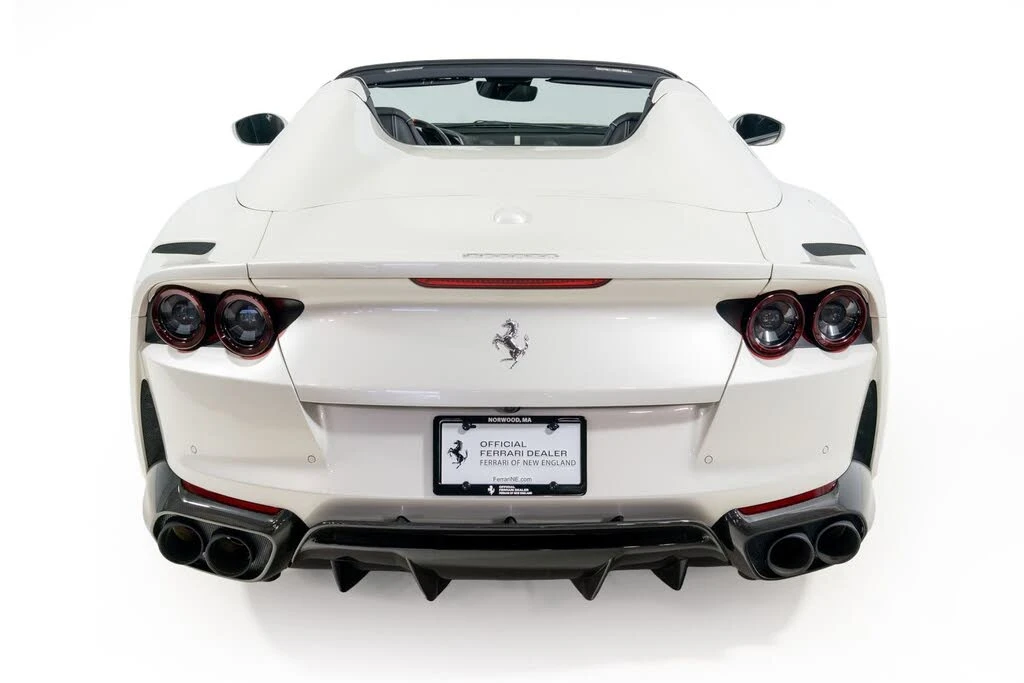2021 Ferrari 812 GTS - Image 17 of 31