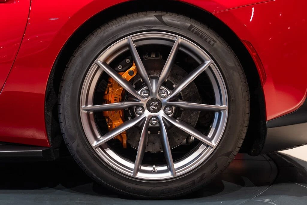 2021 Ferrari 812 GTS - Image 14 of 31