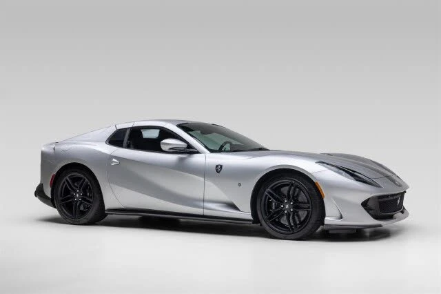 2021 Ferrari 812 GTS - Image 13 of 31