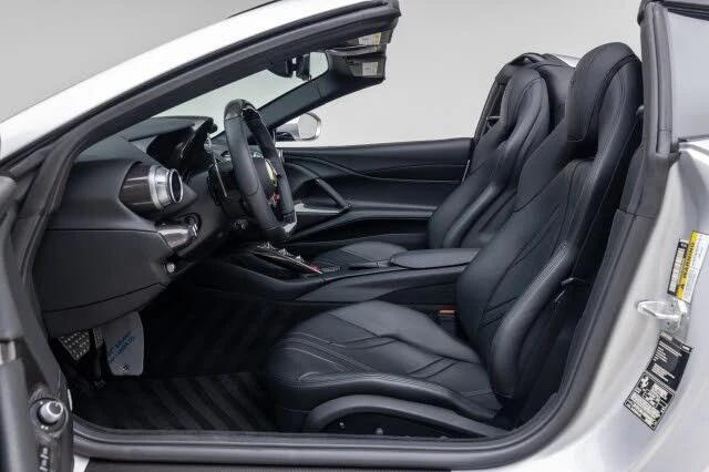 2021 Ferrari 812 GTS - Image 19 of 31