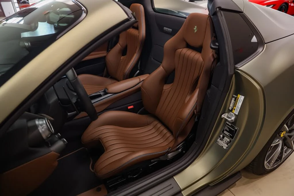 2021 Ferrari 812 GTS - Image 10 of 31