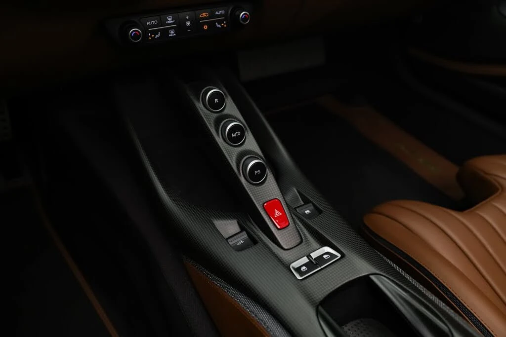 2021 Ferrari 812 GTS - Image 17 of 31