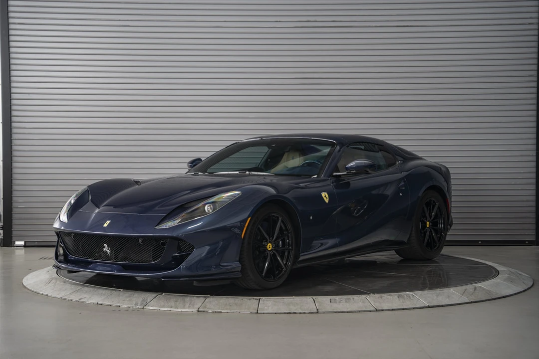 2021 Ferrari 812 GTS - Image 10 of 31