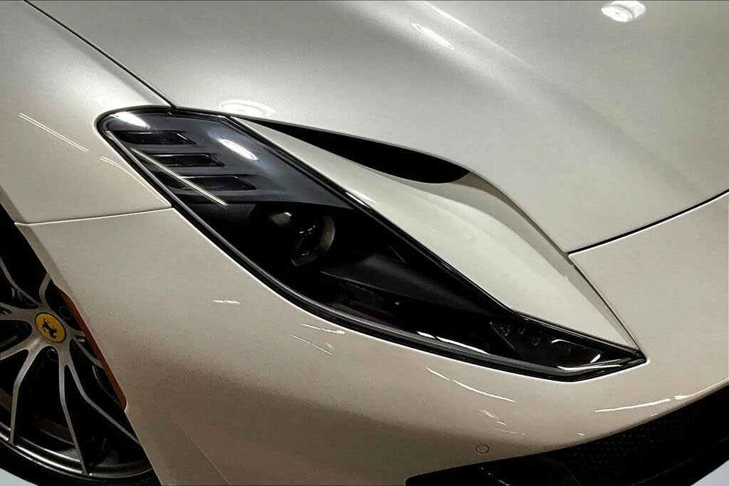 2021 Ferrari 812 GTS - Image 26 of 29