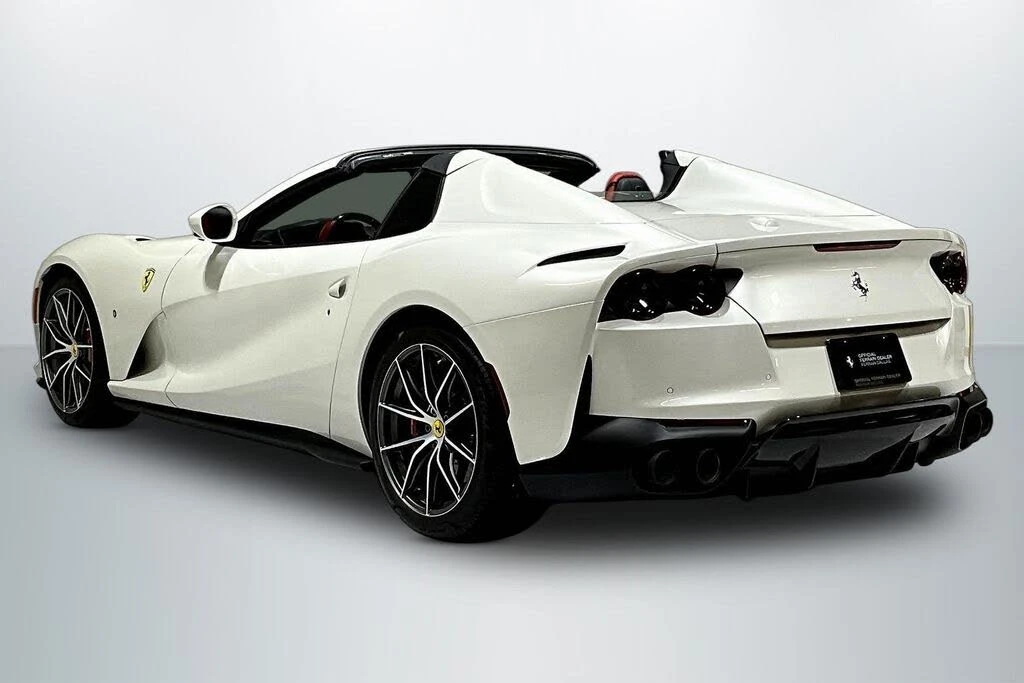 2021 Ferrari 812 GTS - Image 5 of 30