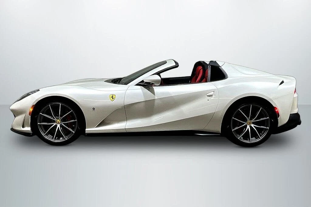 2021 Ferrari 812 GTS - Image 8 of 29