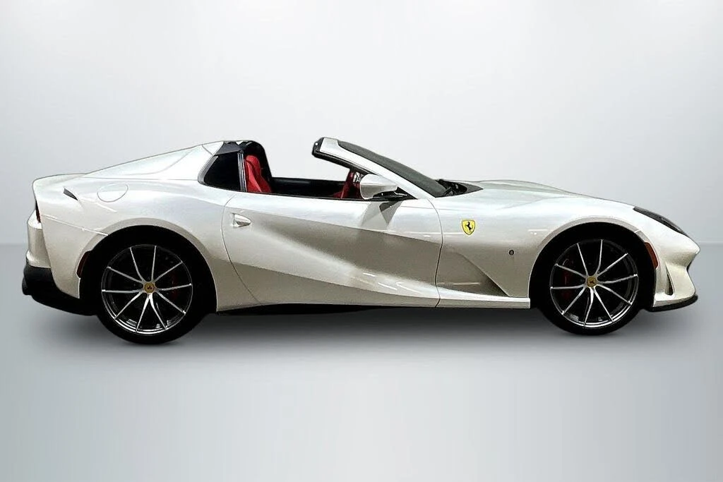2021 Ferrari 812 GTS - Image 4 of 29