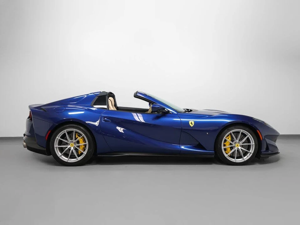 2021 Ferrari 812 GTS - Image 8 of 31