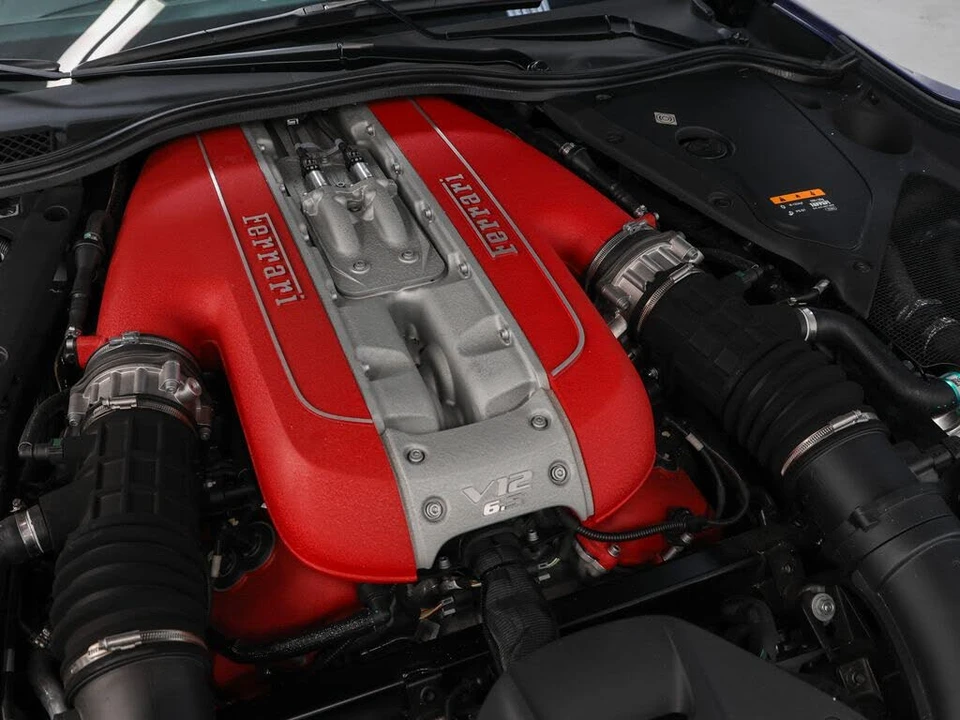 2021 Ferrari 812 GTS - Image 15 of 31