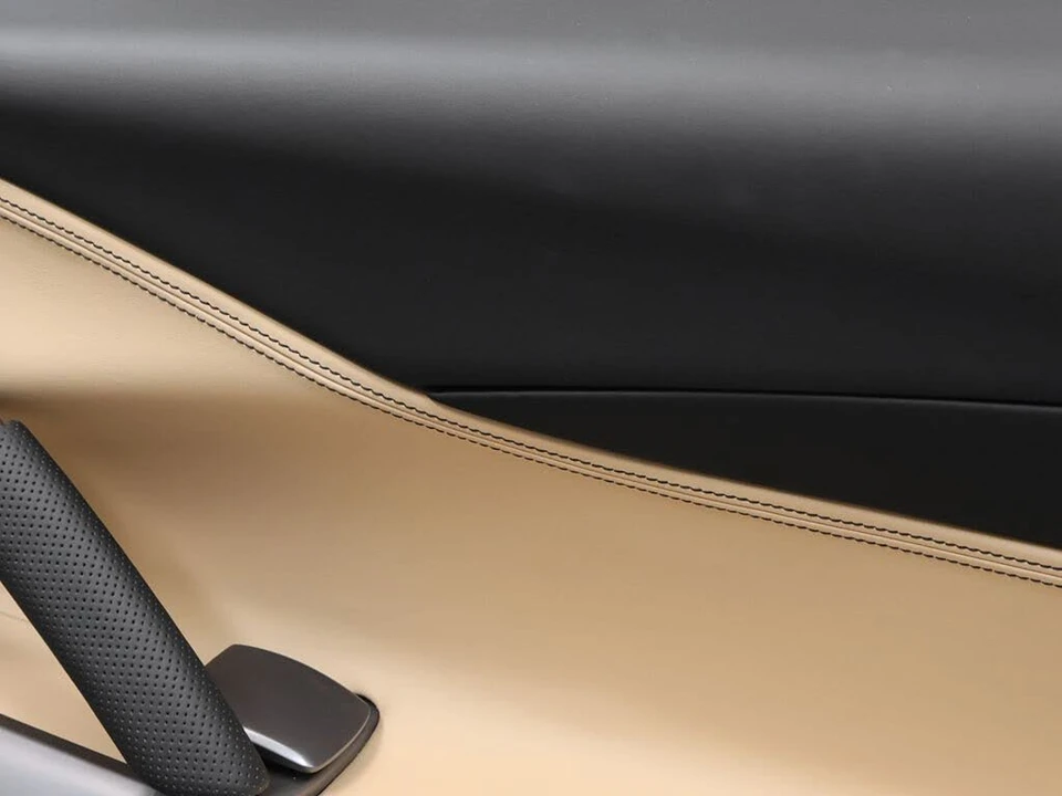 2021 Ferrari 812 GTS - Image 30 of 31