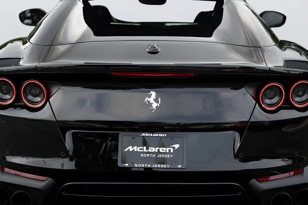 2021 Ferrari 812 GTS - Image 17 of 31