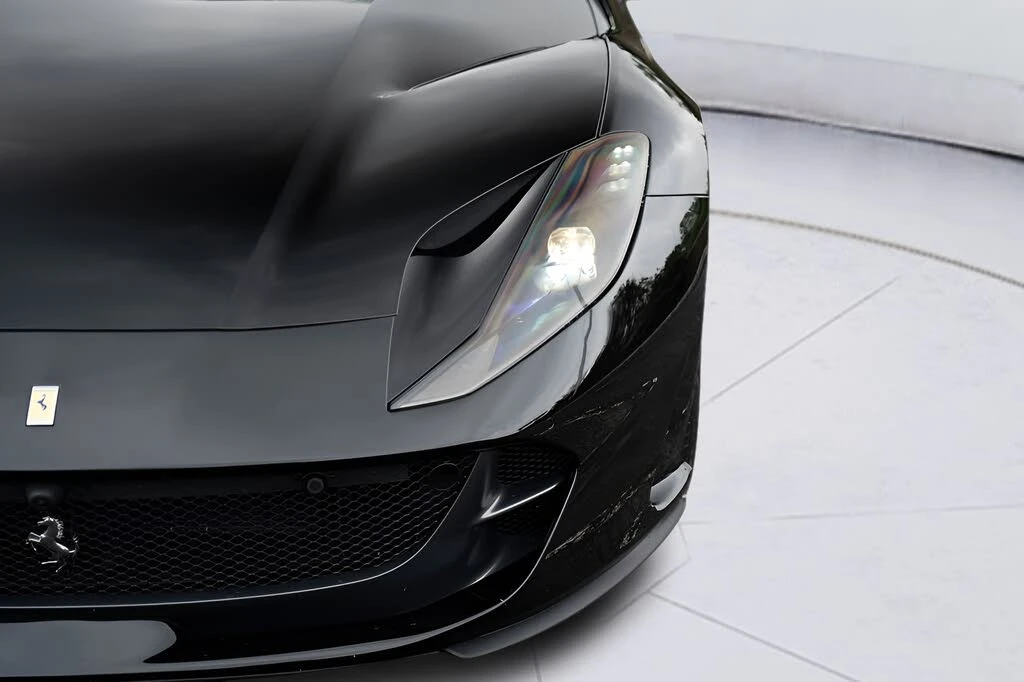 2021 Ferrari 812 GTS - Image 7 of 31
