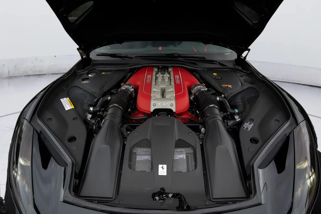 2021 Ferrari 812 GTS - Image 10 of 31