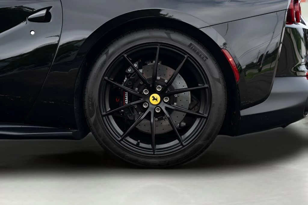 2021 Ferrari 812 GTS - Image 21 of 31