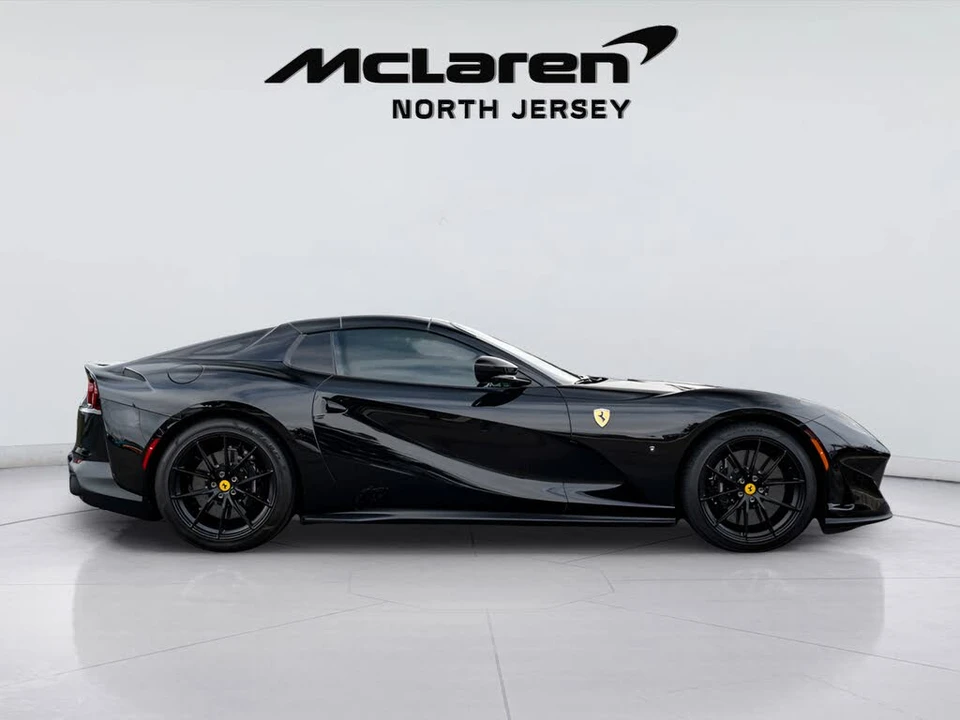 2021 Ferrari 812 GTS - Image 13 of 31