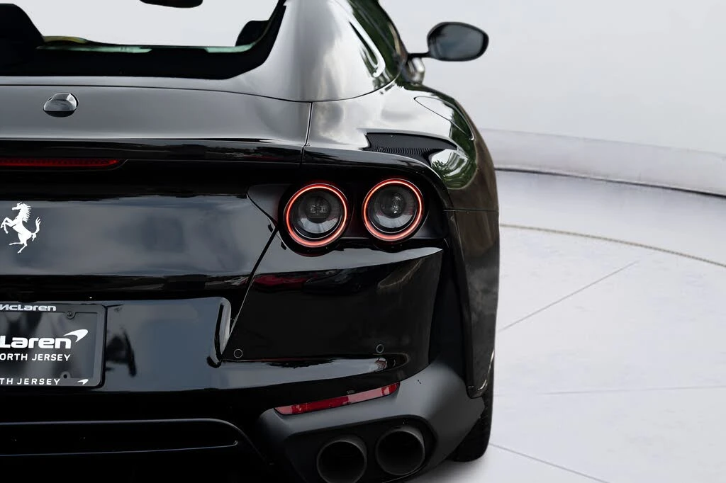 2021 Ferrari 812 GTS - Image 19 of 31