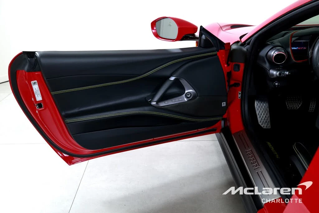 2021 Ferrari 812 GTS - Image 11 of 31