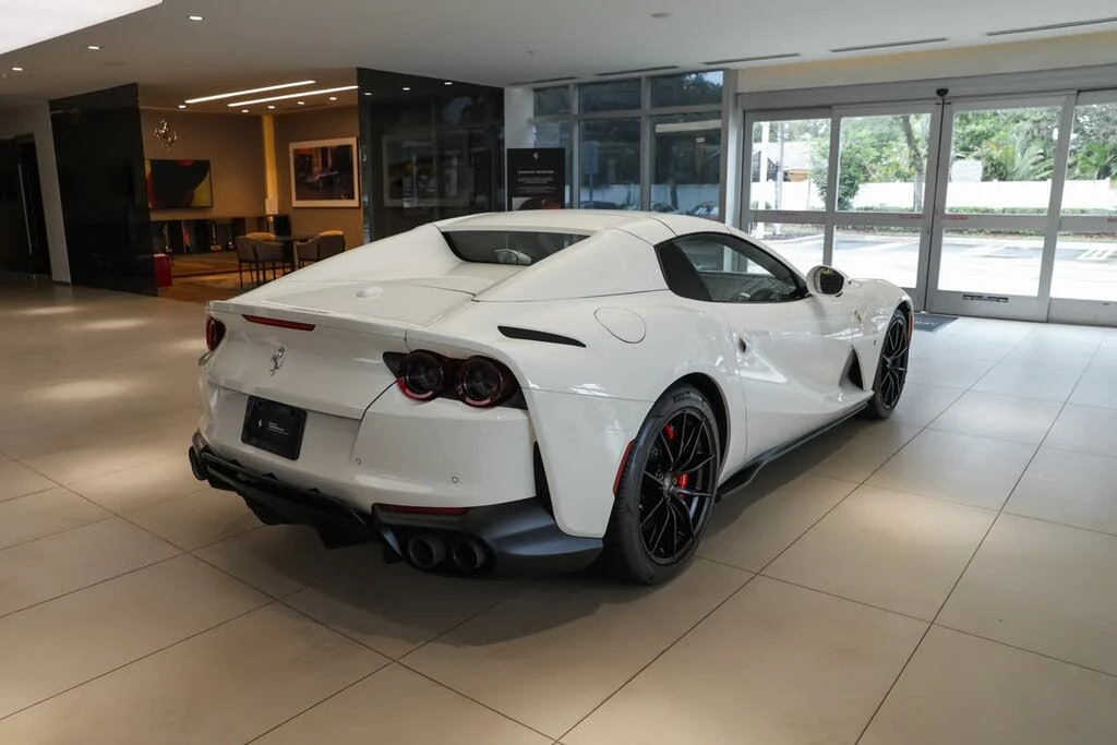 2021 Ferrari 812 GTS - Image 22 of 31