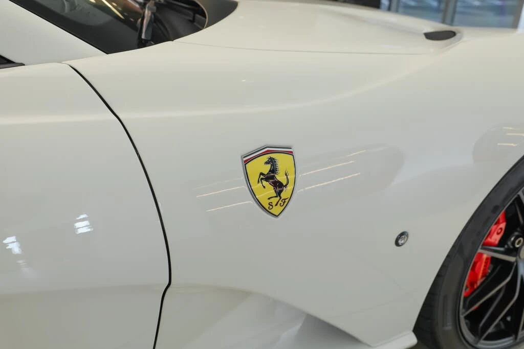 2021 Ferrari 812 GTS - Image 12 of 31