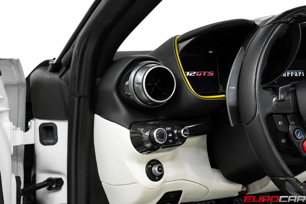 2021 Ferrari 812 GTS - Image 29 of 31