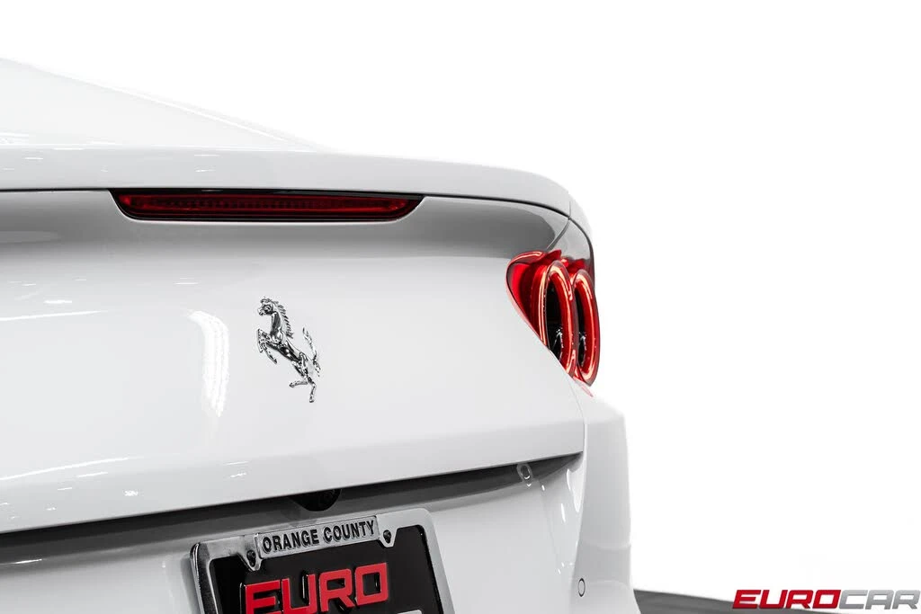 2021 Ferrari 812 GTS - Image 22 of 31