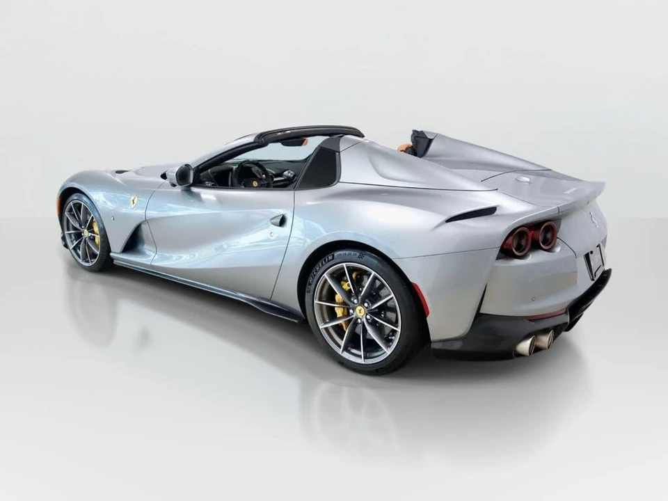 2021 Ferrari 812 GTS - Image 3 of 31