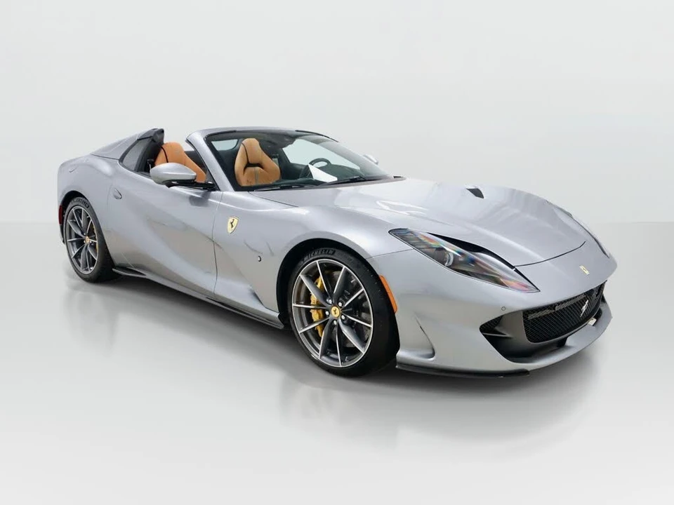 2021 Ferrari 812 GTS - Image 7 of 31