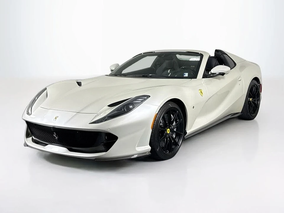 2021 Ferrari 812 GTS - Image 6 of 26