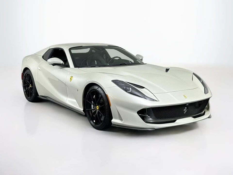 2021 Ferrari 812 GTS - Image 11 of 26