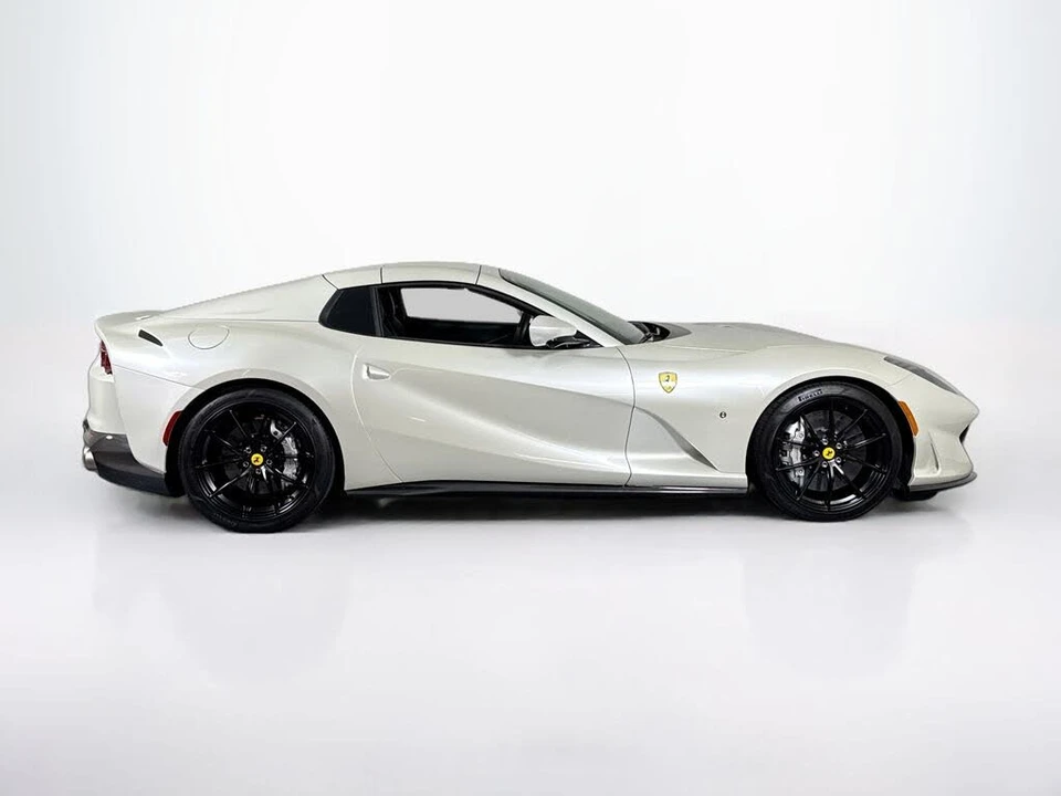 2021 Ferrari 812 GTS - Image 10 of 26