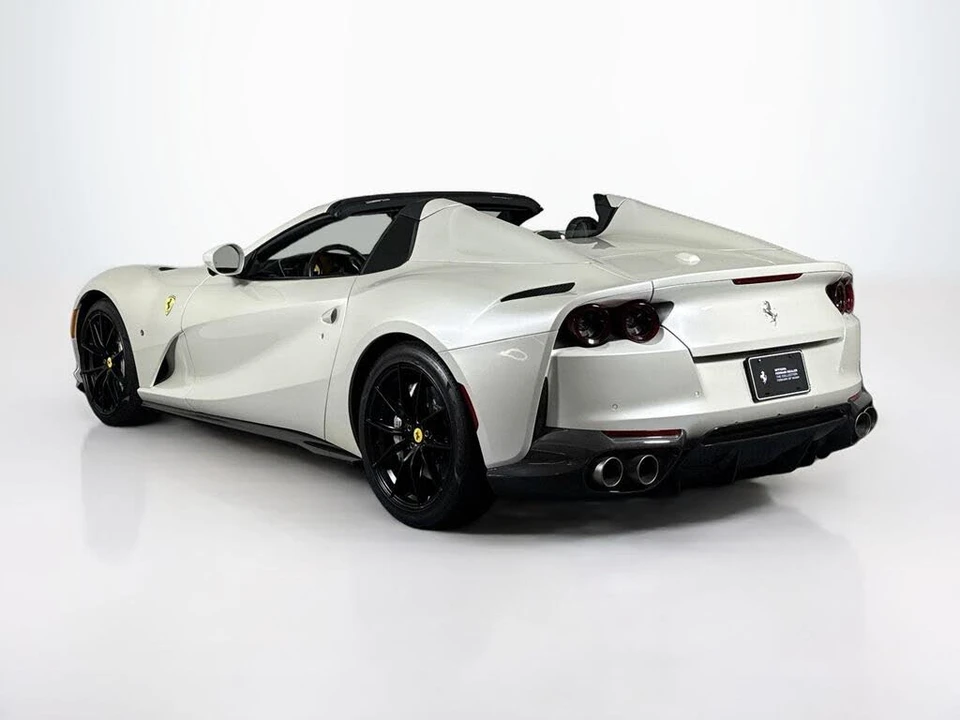 2021 Ferrari 812 GTS - Image 2 of 26