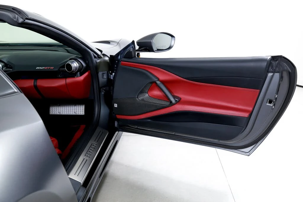 2021 Ferrari 812 GTS - Image 20 of 31