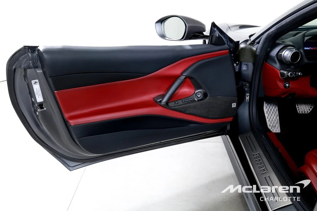 2021 Ferrari 812 GTS - Image 11 of 31