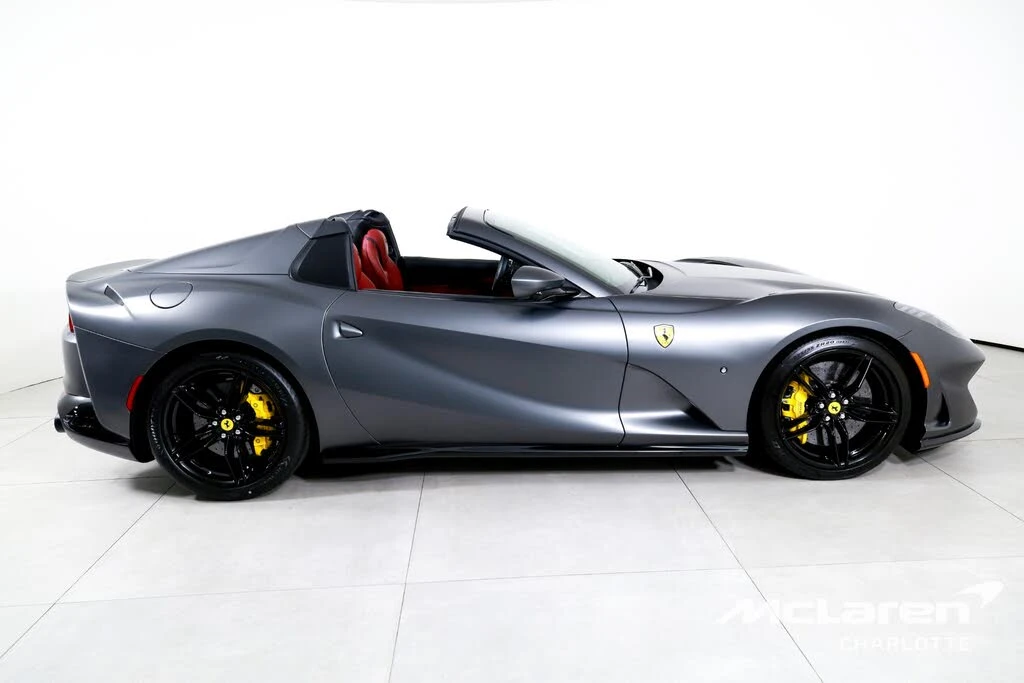 2021 Ferrari 812 GTS - Image 10 of 31