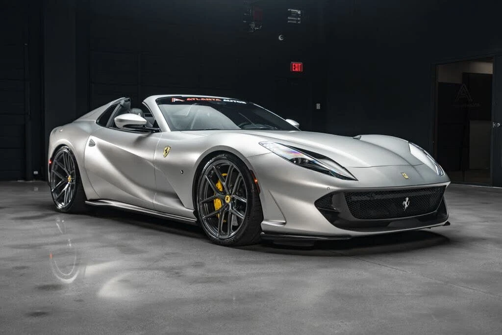 2021 Ferrari 812 GTS - Image 9 of 31